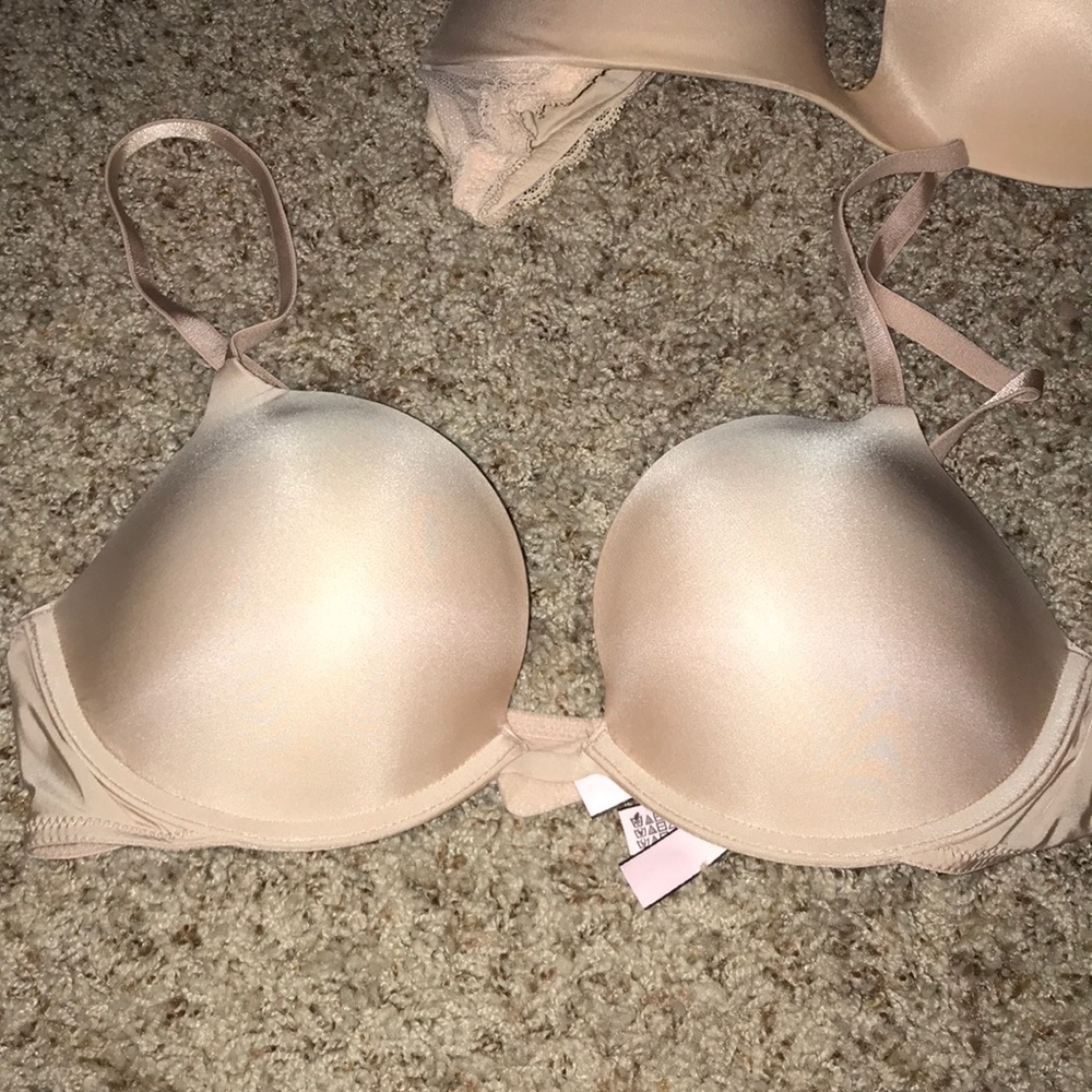Nude bra
